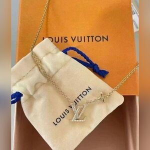 Louis Vuitton LV Iconic Necklace